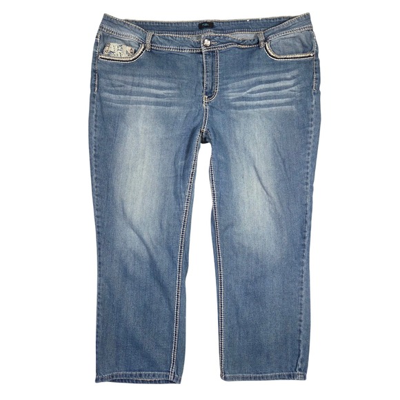 Rue21 Womens Blue Denim Capri Jeans Embellished Pockets Size 20W Western Cowgirl - Picture 1 of 6